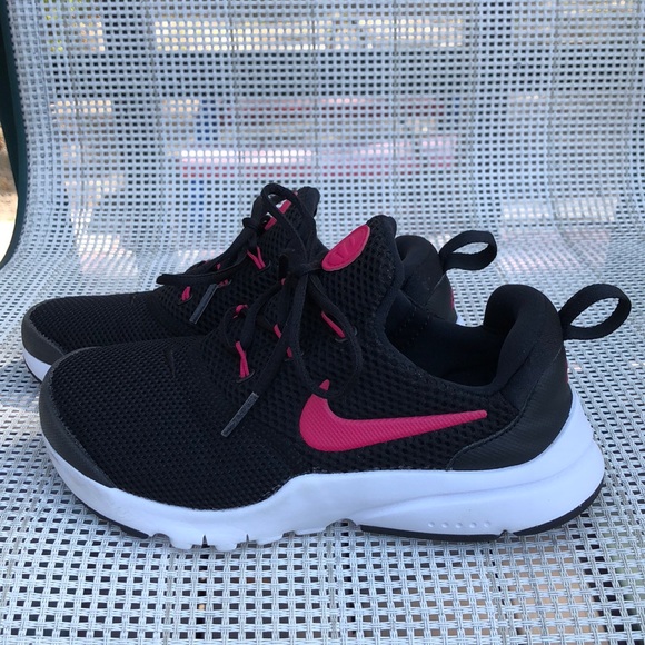 black and pink sneakers nike